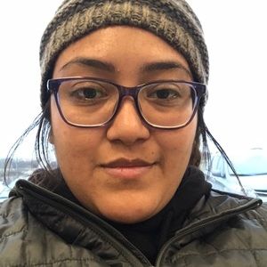 Meet your Posher, Nayeli